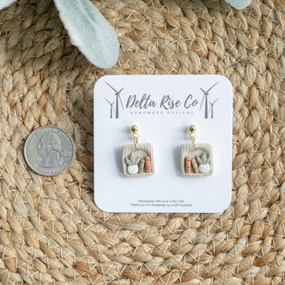 Mini Neutral Bookshelf